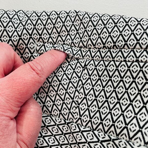 MARIO SERRANI ITALY Black White Jacquard Stretch Knit Straight Leg Pants 6 - Picture 6 of 8